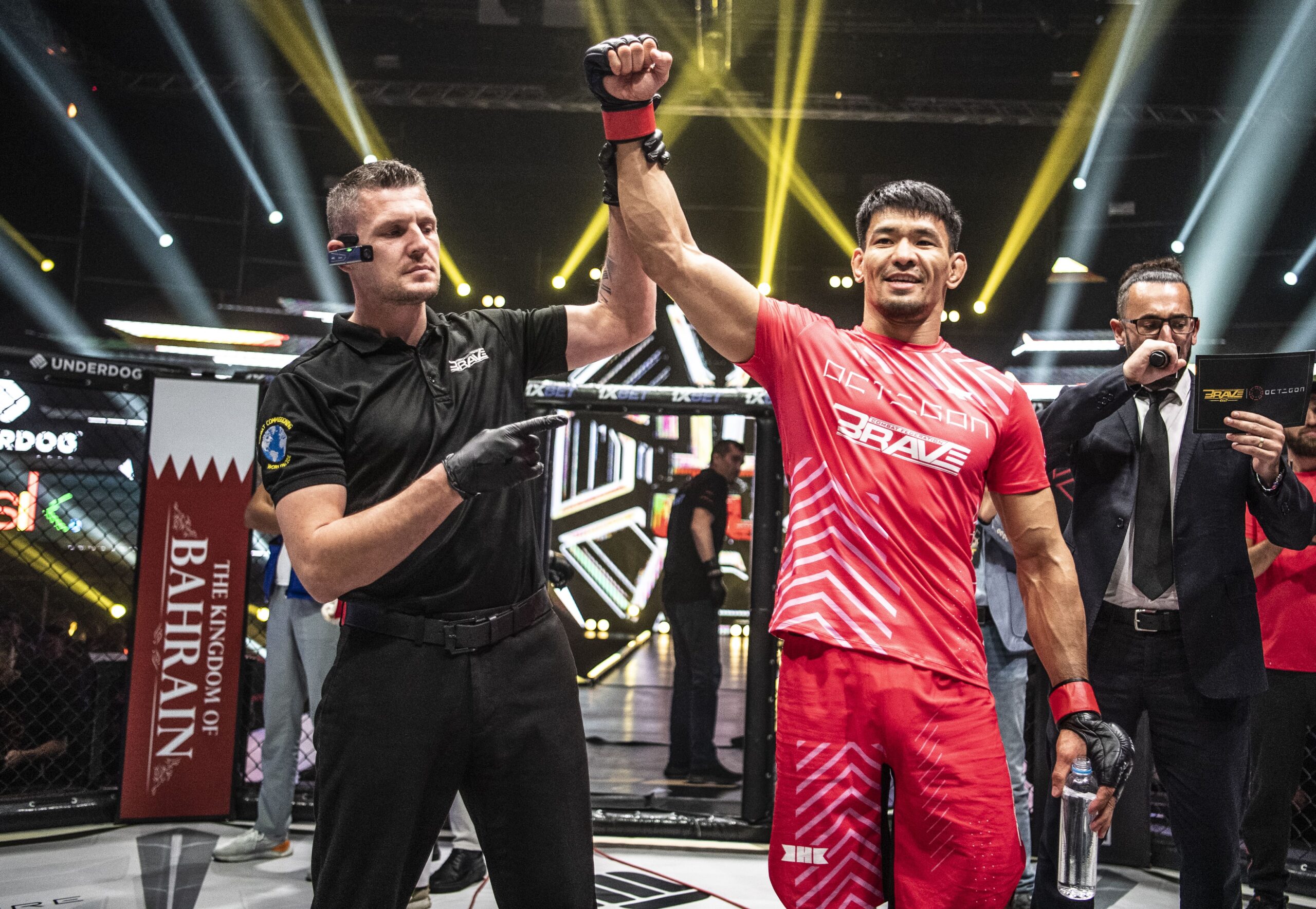 Olzhas Eskaraev beat Rolando Dy